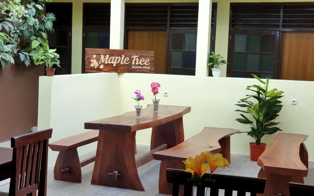Maple Tree Homestay Maguwo Exterior photo
